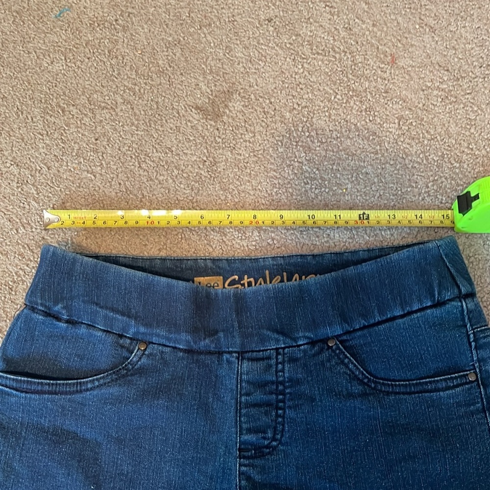 Lee Style Up Pull-On Jeans - Picture 7 of 9